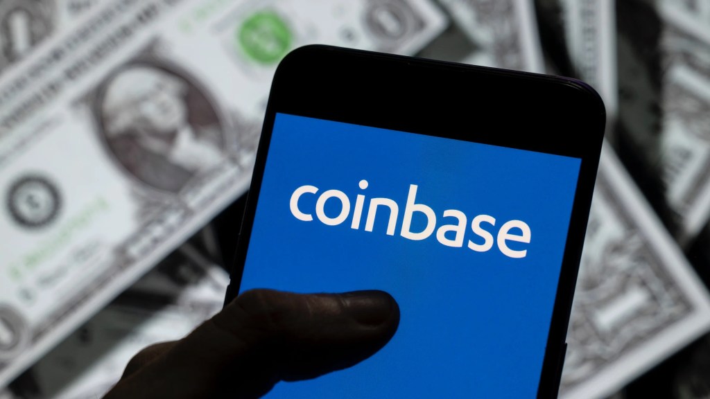 SEC warns Coinbase of potential security&nbsp;charges